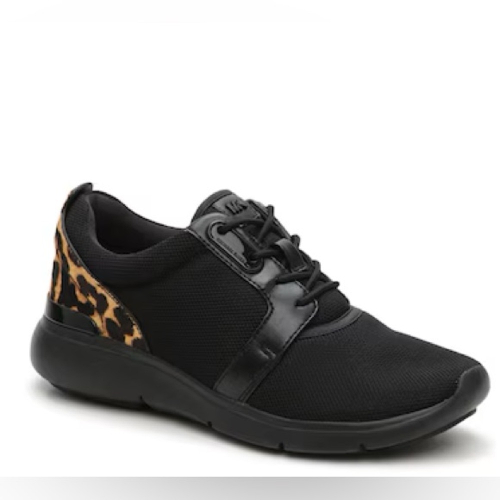 Michael Michael Kors Amanda Sneaker - Size 7.5